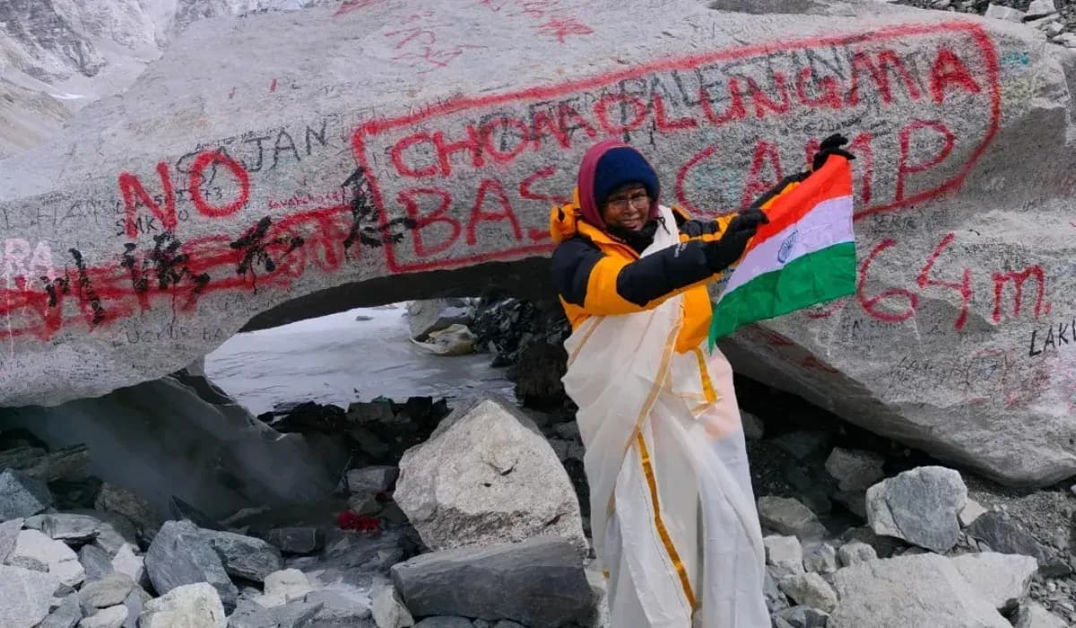 59 Year Old Woman Scales Everest Base Camp