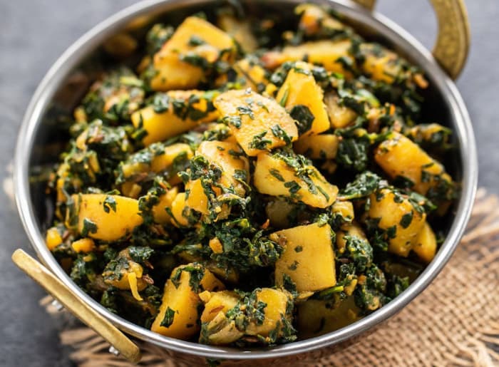 Best foods to try in Himachal Pradesh, featuring traditional Himachali dishes including Dham, Siddu, Madra, and Kullu Trout.