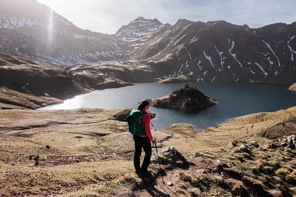 best time for kashmir great lakes trek