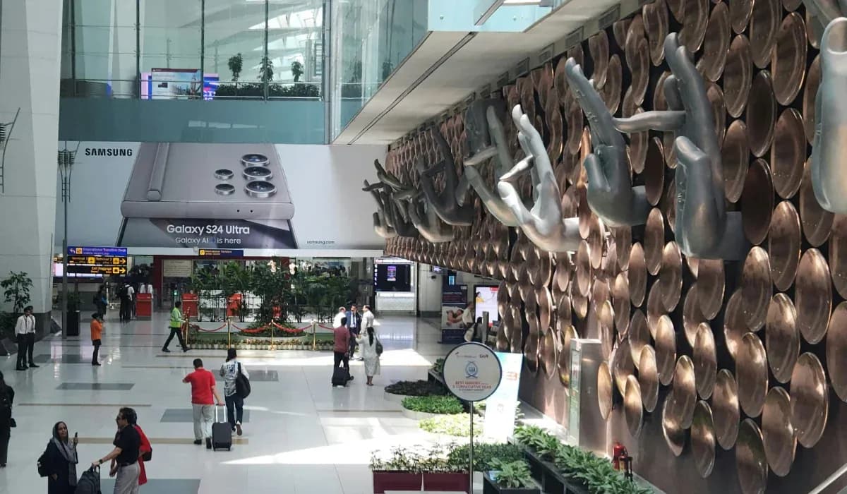 Proposed driverless air train connecting terminals at Delhi Airport