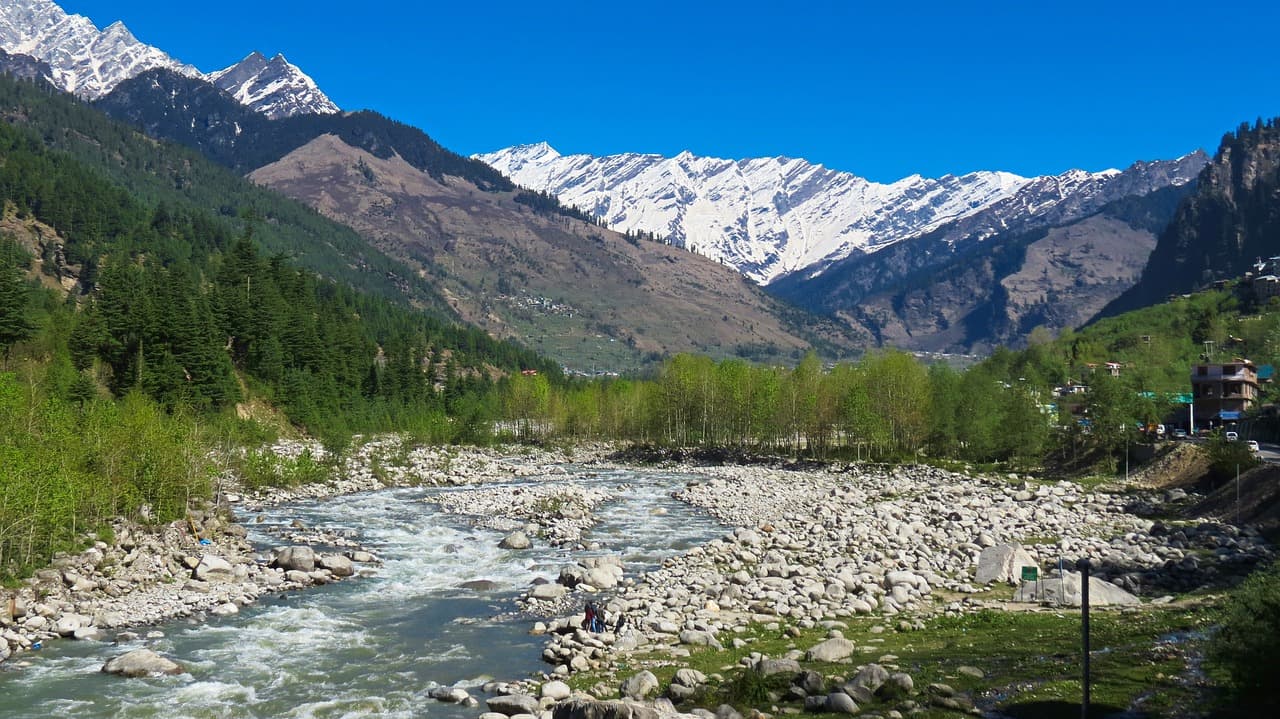 himachal-lake