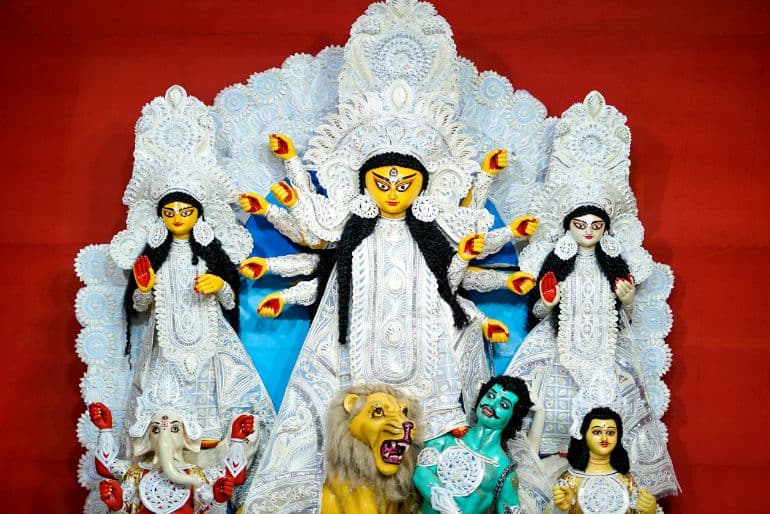 kolkata durga puja history inspired pandals 2026 (1)