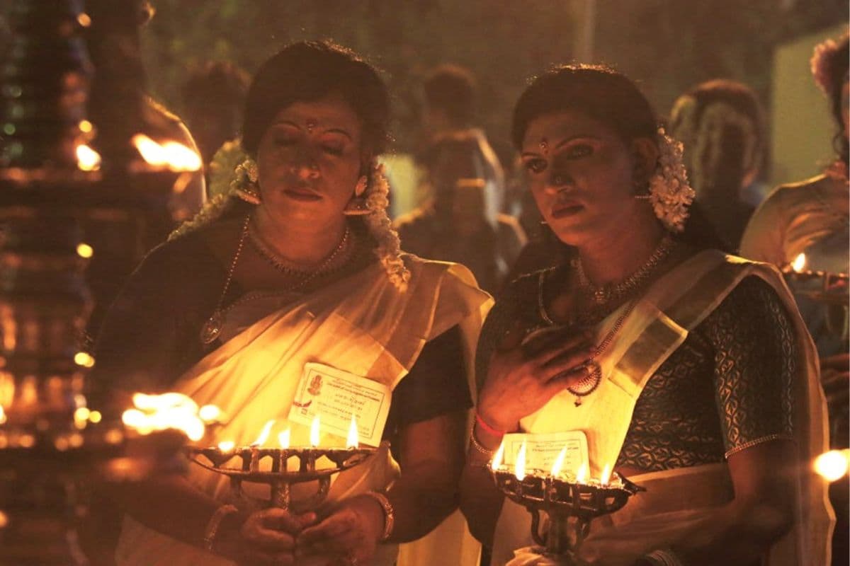 Chamayavilakku festival: men wearing sarees in Kerala temple