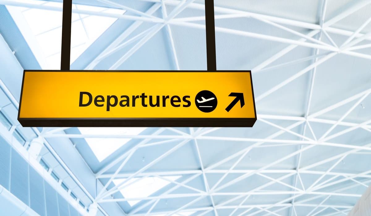 Missed connecting flight after an airline delay