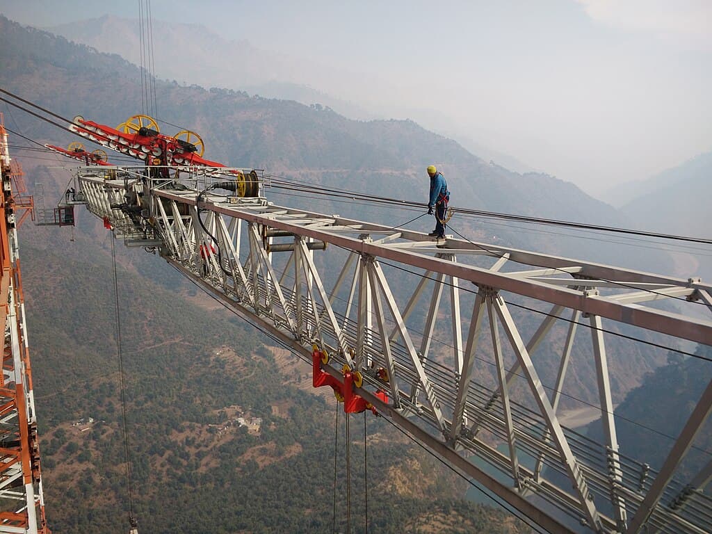 Aerial_view_at_construction_site_at_Chenab_Bridge