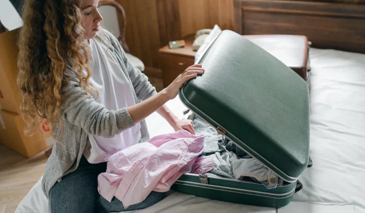 How To Travel Light