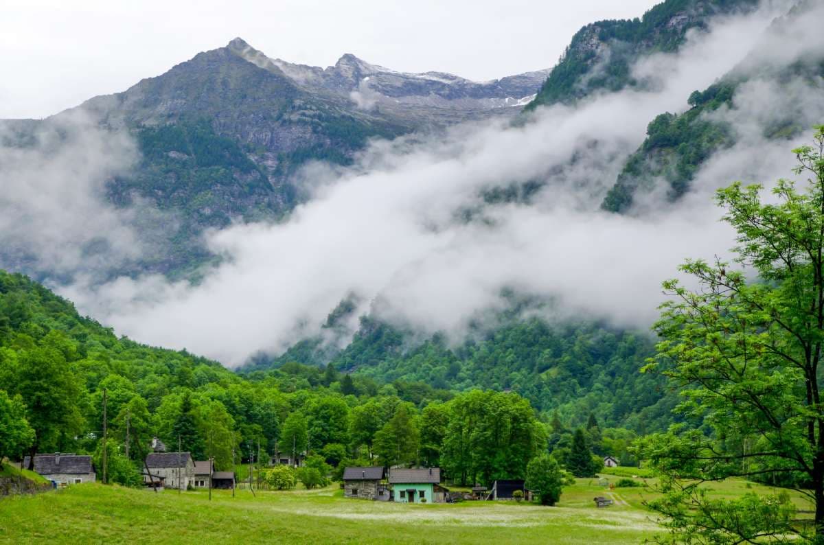 Best Monsoon Honeymoon Destinations In India