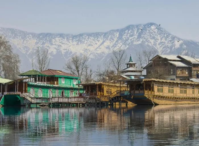 Romantic Summer Getaways In India