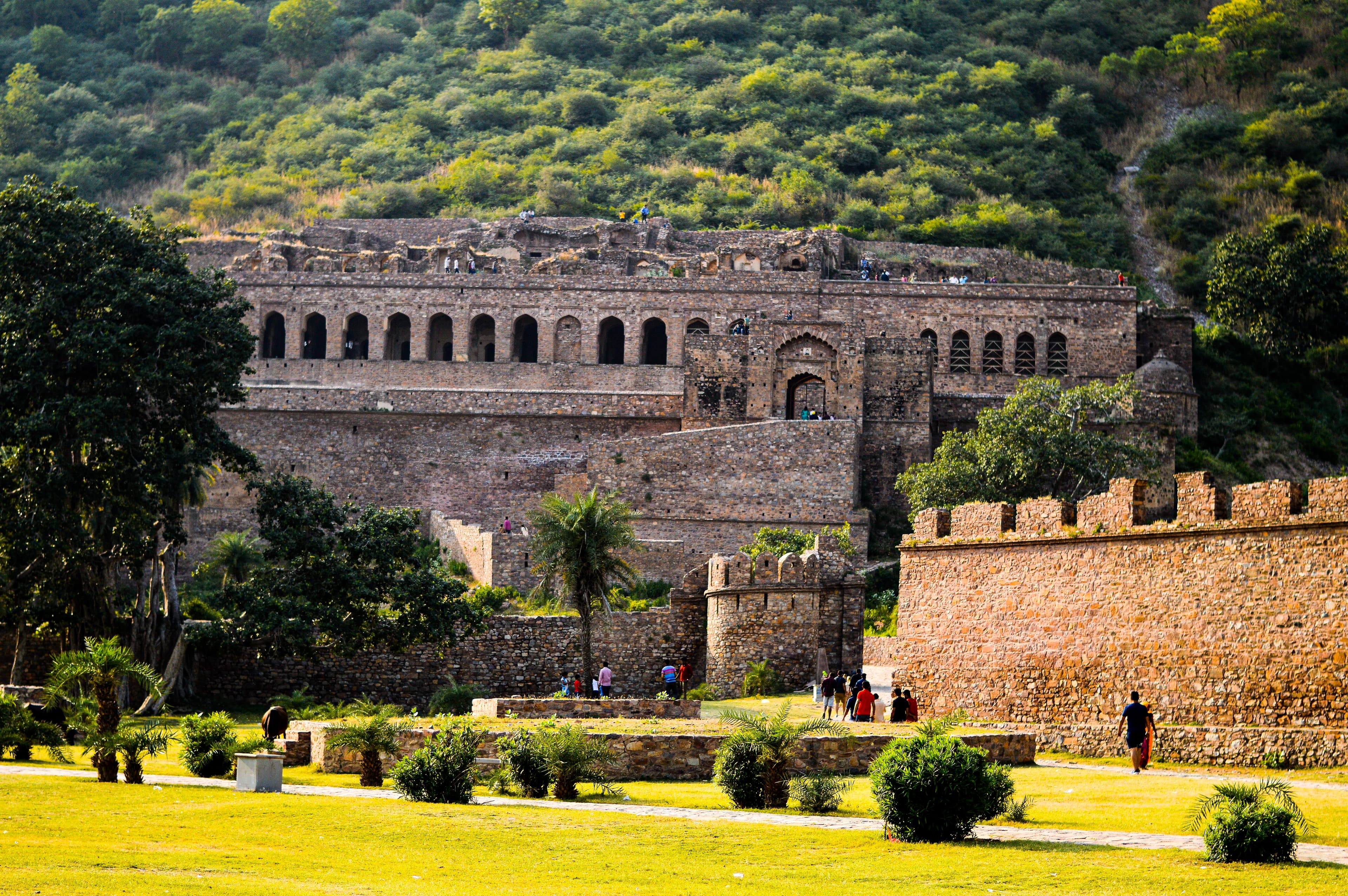 deepak-kosta-KV5sDedaXmA-unsplash-Bhangarh-fort-Rajasthan