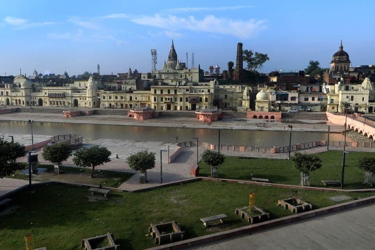 ghats in ayodhya (1)