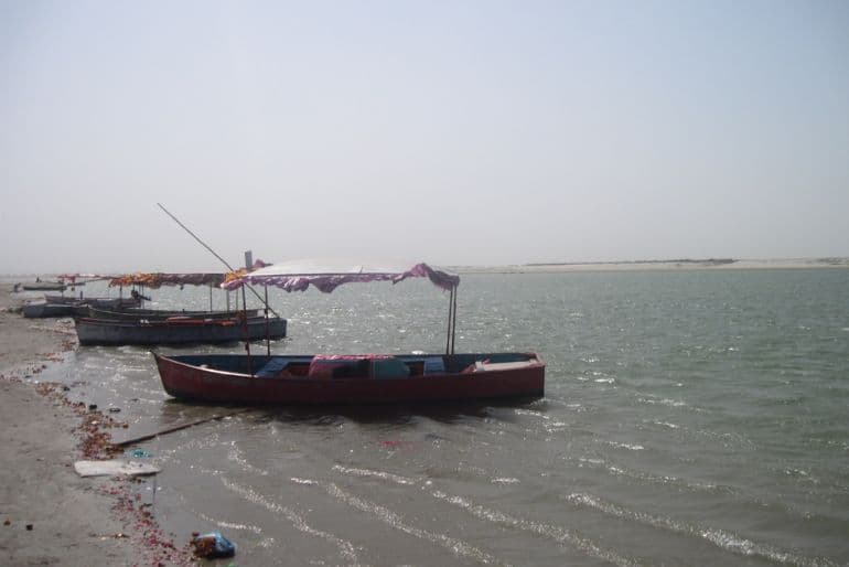 ghats in ayodhya (2)