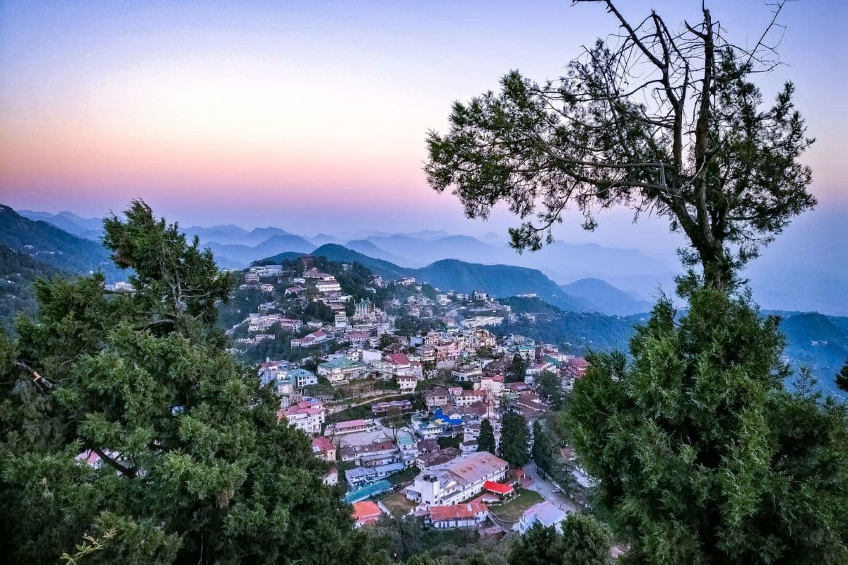 hill stations near Delhi including Mussoorie, Nainital and Lansdowne