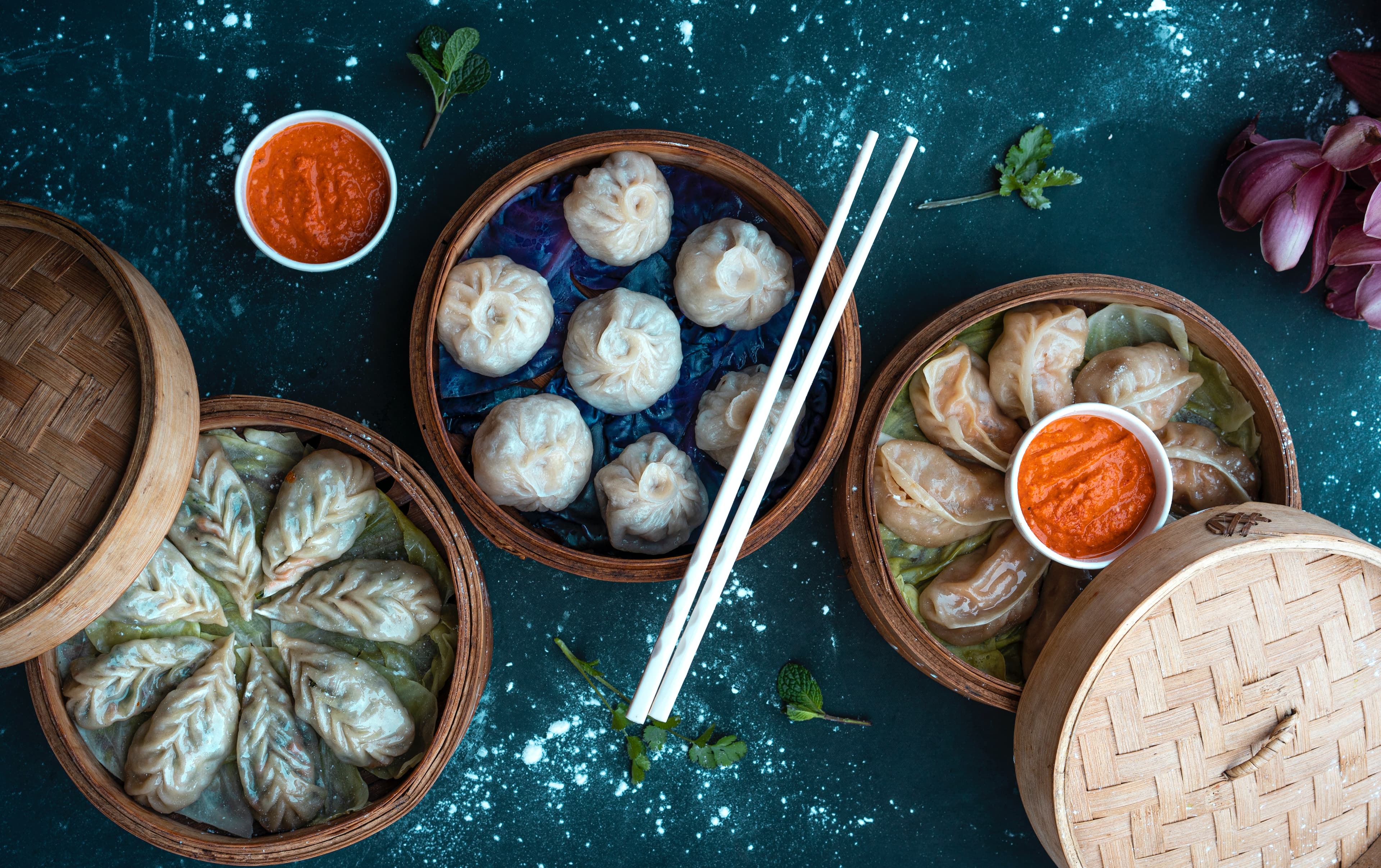 momos