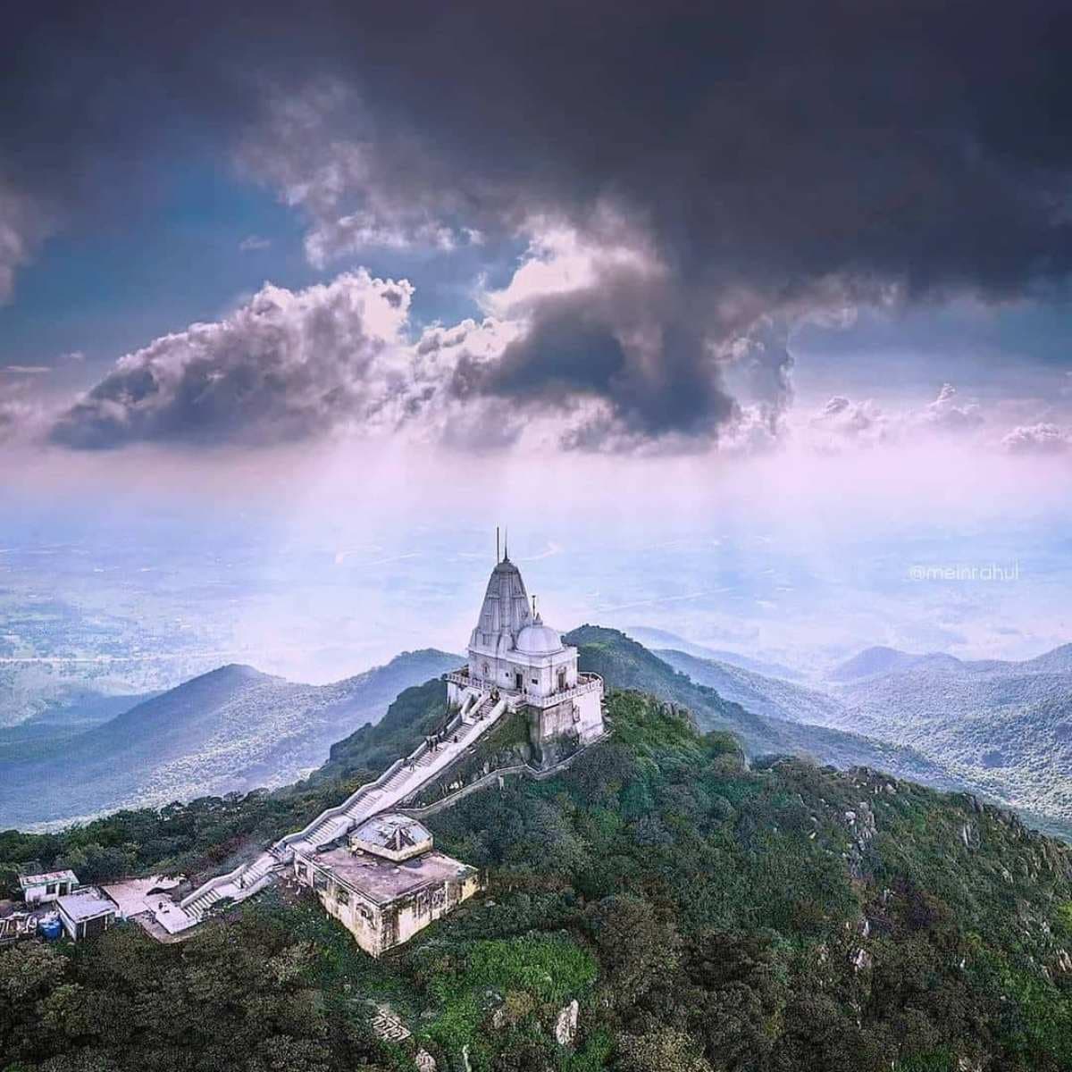 parasnath hill jharkhand