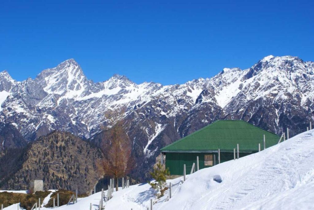 Cozy Cottages To Stay In Auli