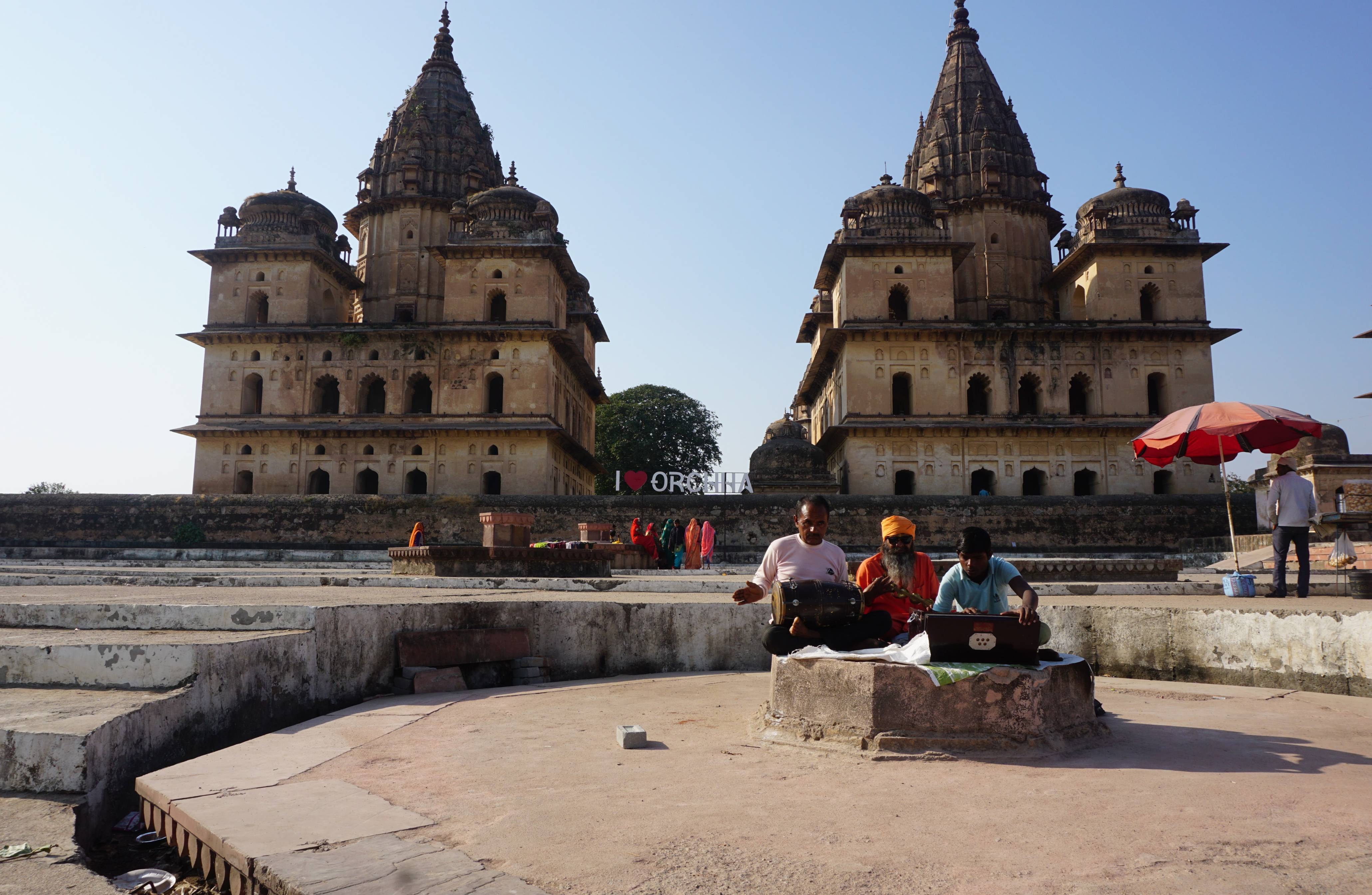 Orchha Travel Guide