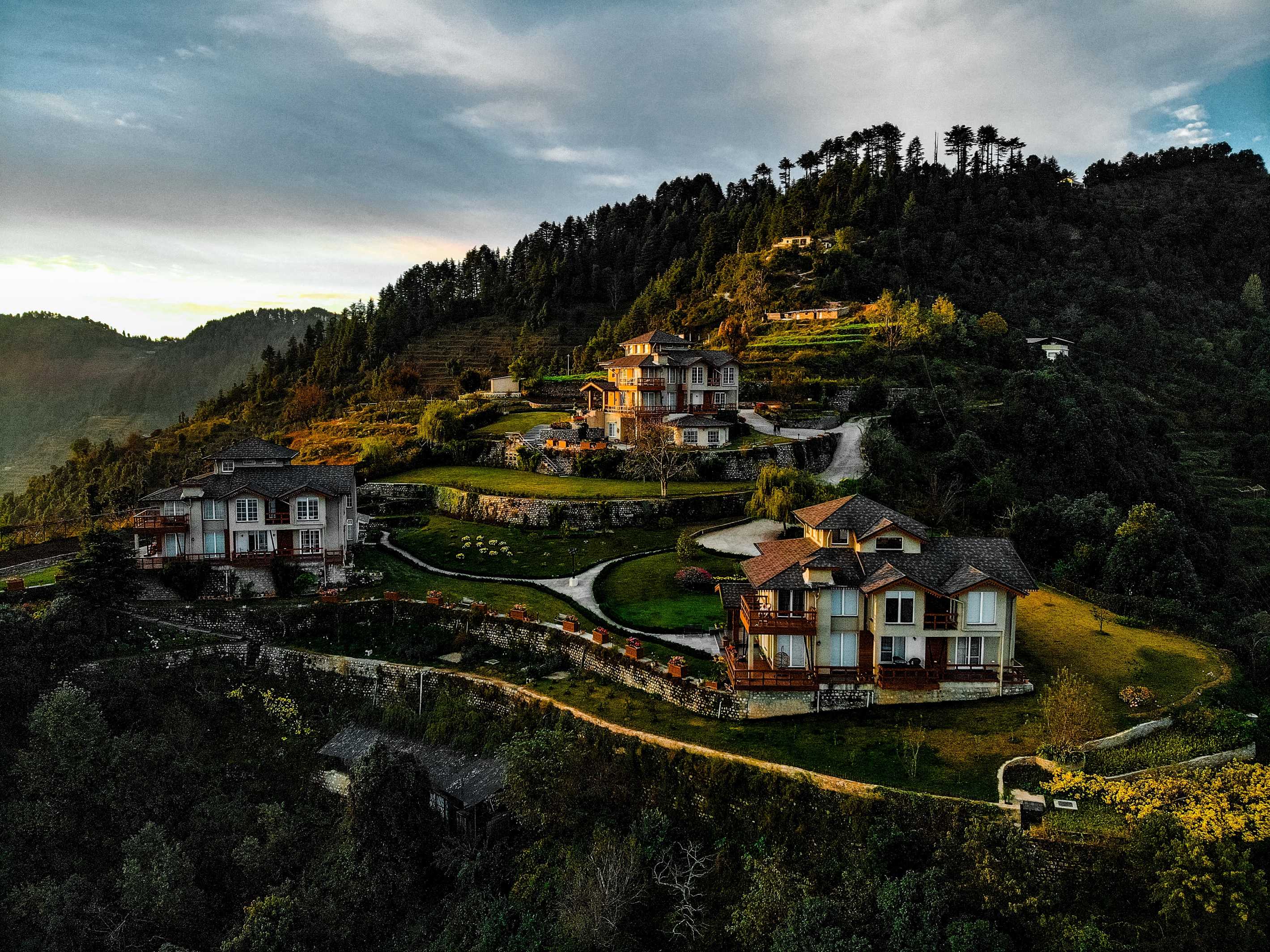 Best Hostels In Mussoorie