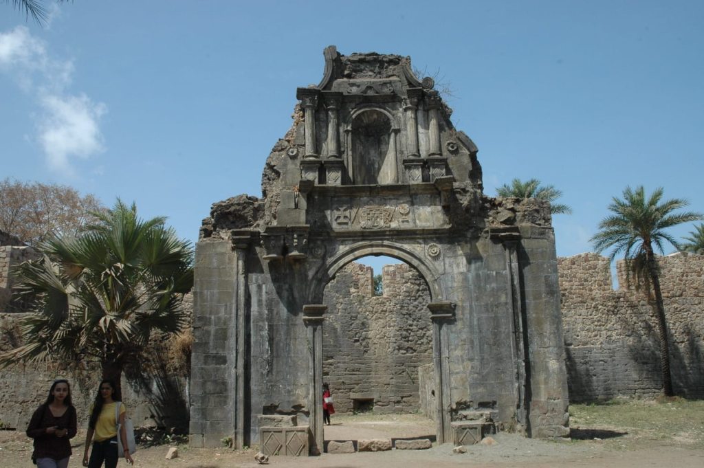 Exploring The Vasai Fort