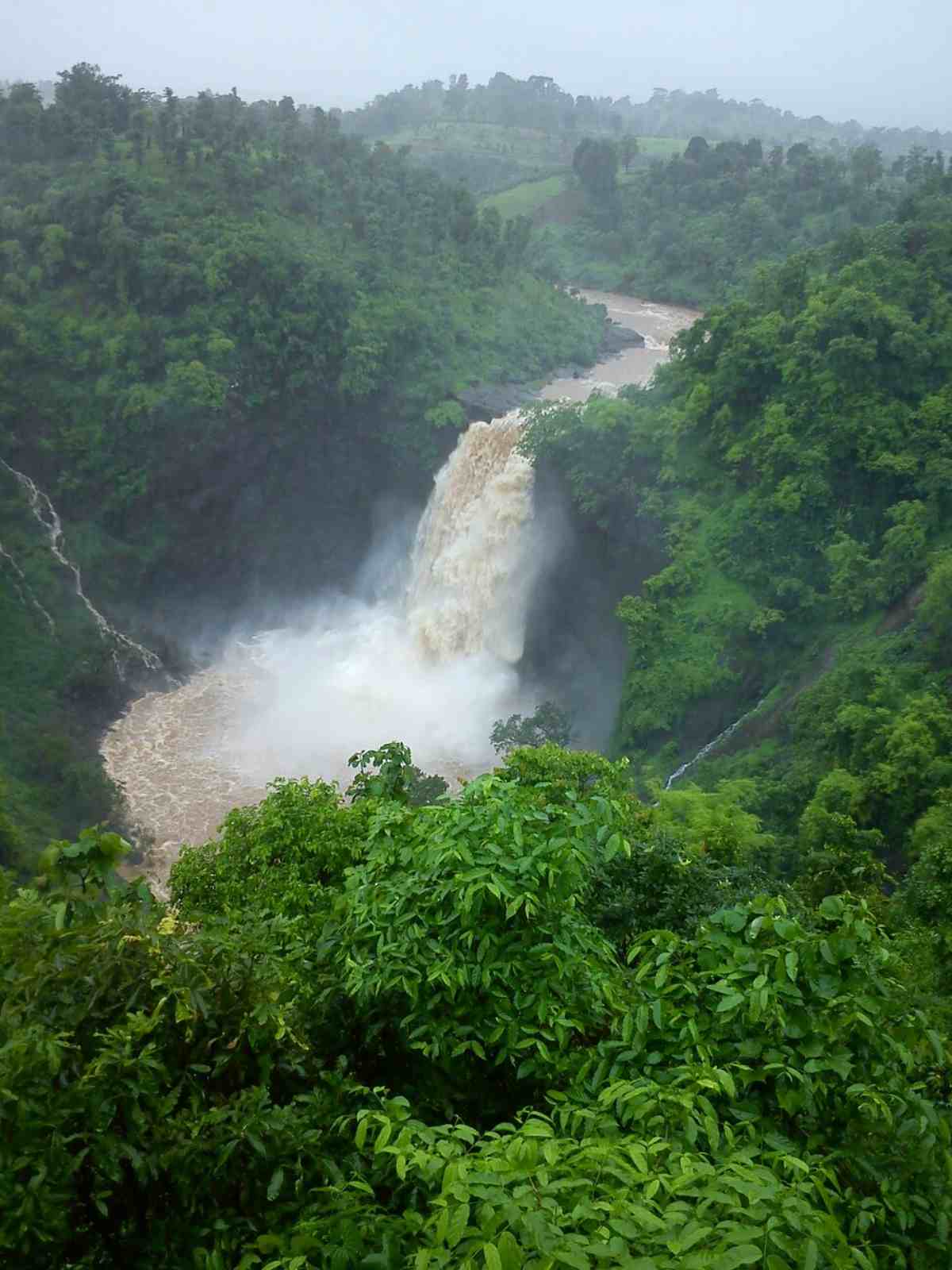 Dabhosa Falls