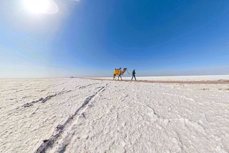 A traveler in Rann of Kutch, one of the best places to try stargazing in India