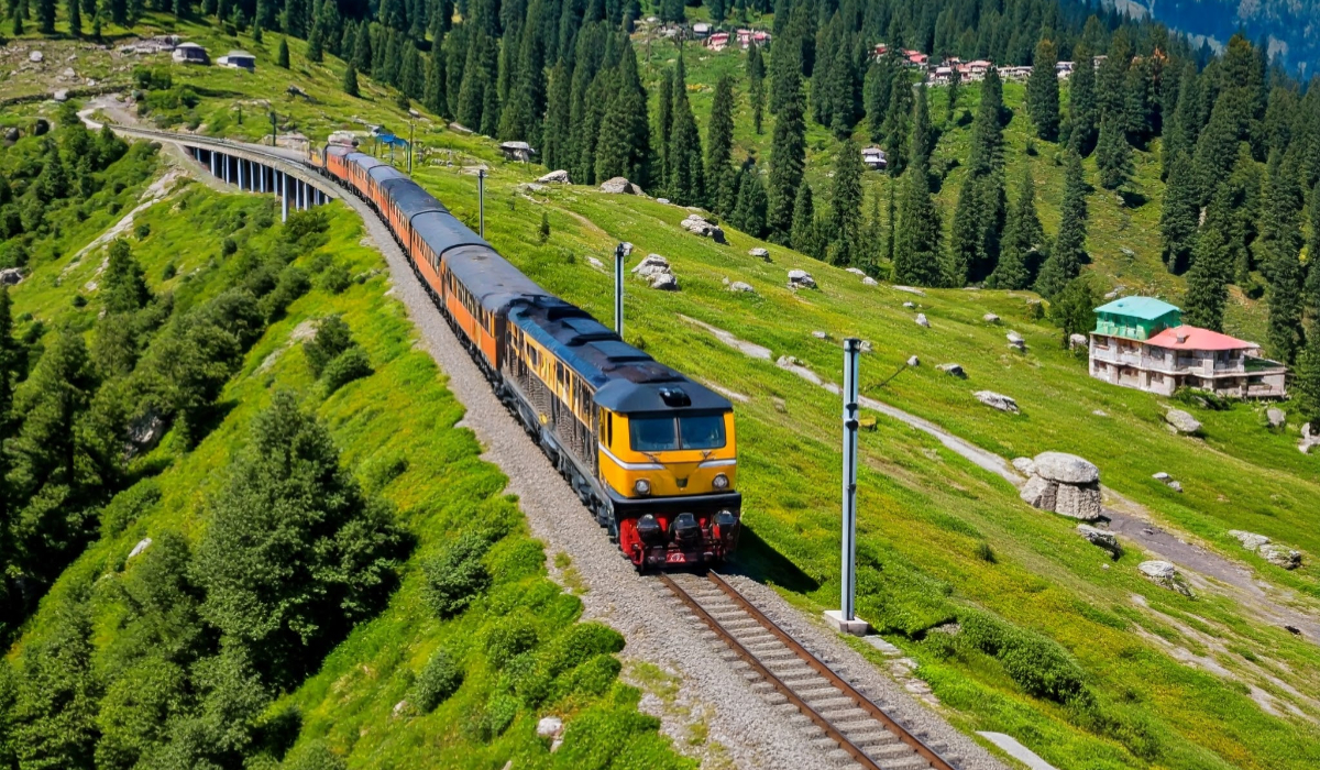 Kashmir To Kanyakumari train