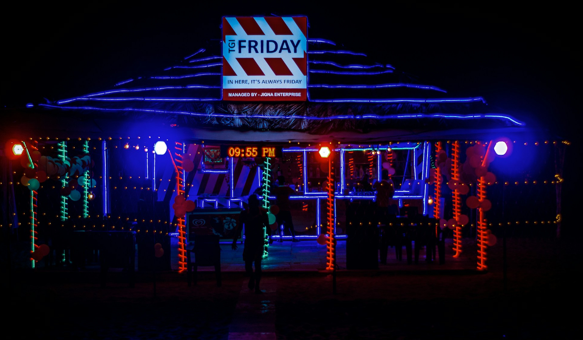 A beachside pub