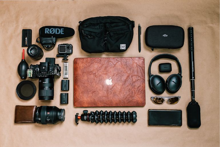 Winter Packing Checklist: Must-Have Essentials For Cold Weather Trips 2 Winter road trip packing list