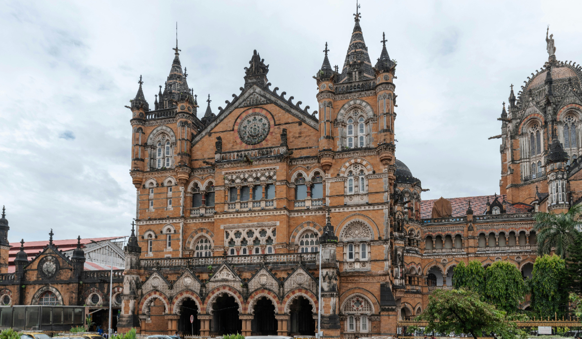 Walking tours of Mumbai