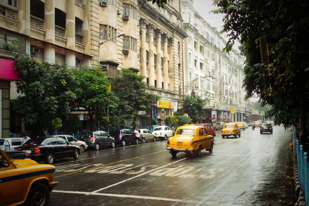 How To Spend A Day In Park Street, Kolkata? 2 kolkata park street