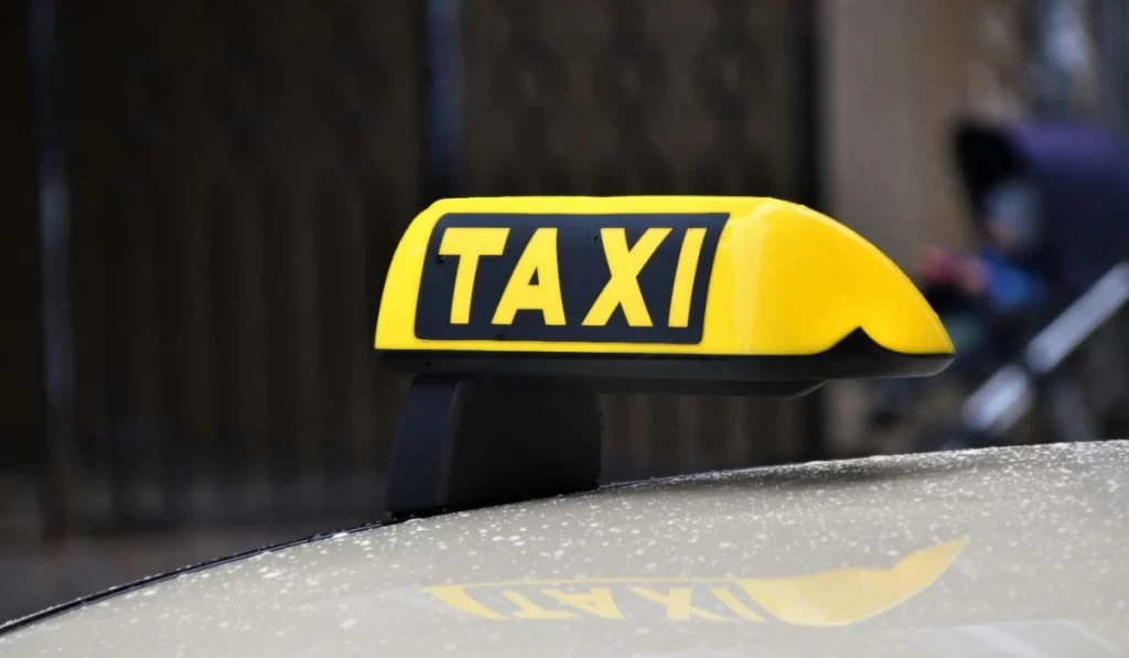 Delhi Taxi Union Announce 3-Day Strike Over Fuel Price Hike 1 Delhi Taxi Union