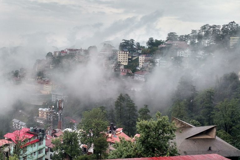 5 Best Snowfall Destinations In Himachal For October And November