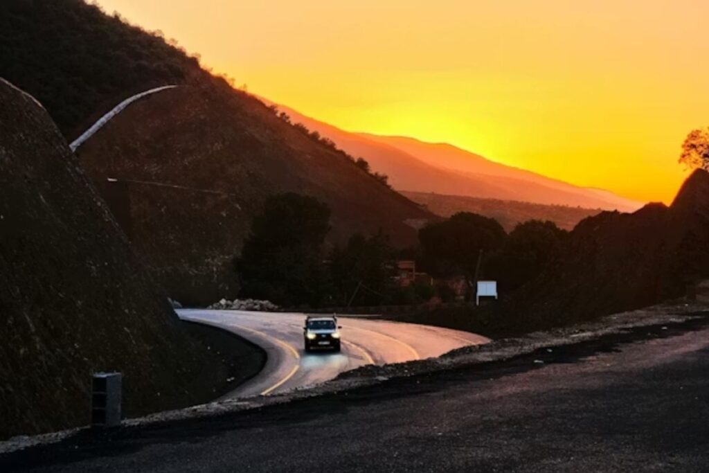 No More Border Queues: Nepal Launches Fast-Track Entry for Indian Vehicles 1 Best Winter Road Trips to Take From Delhi