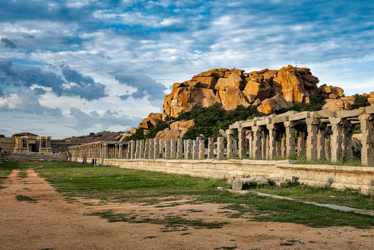 Hampi Travel Guide For First-Timers: Ruins, Treks & Budget Tips 1 hampi