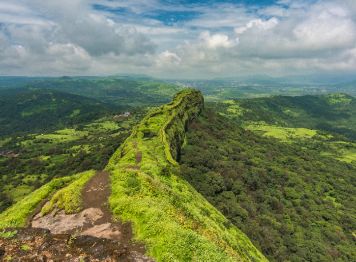 Easy Treks Near Mumbai For Kids 