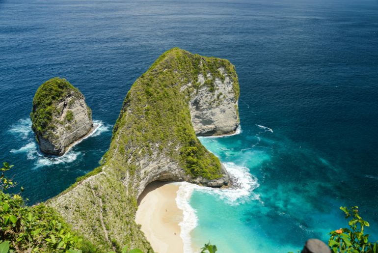 Bali’s New Visa Rules 2026: Crackdown On Influencers & Unpaid Work 1 Bali's Visa New Rules