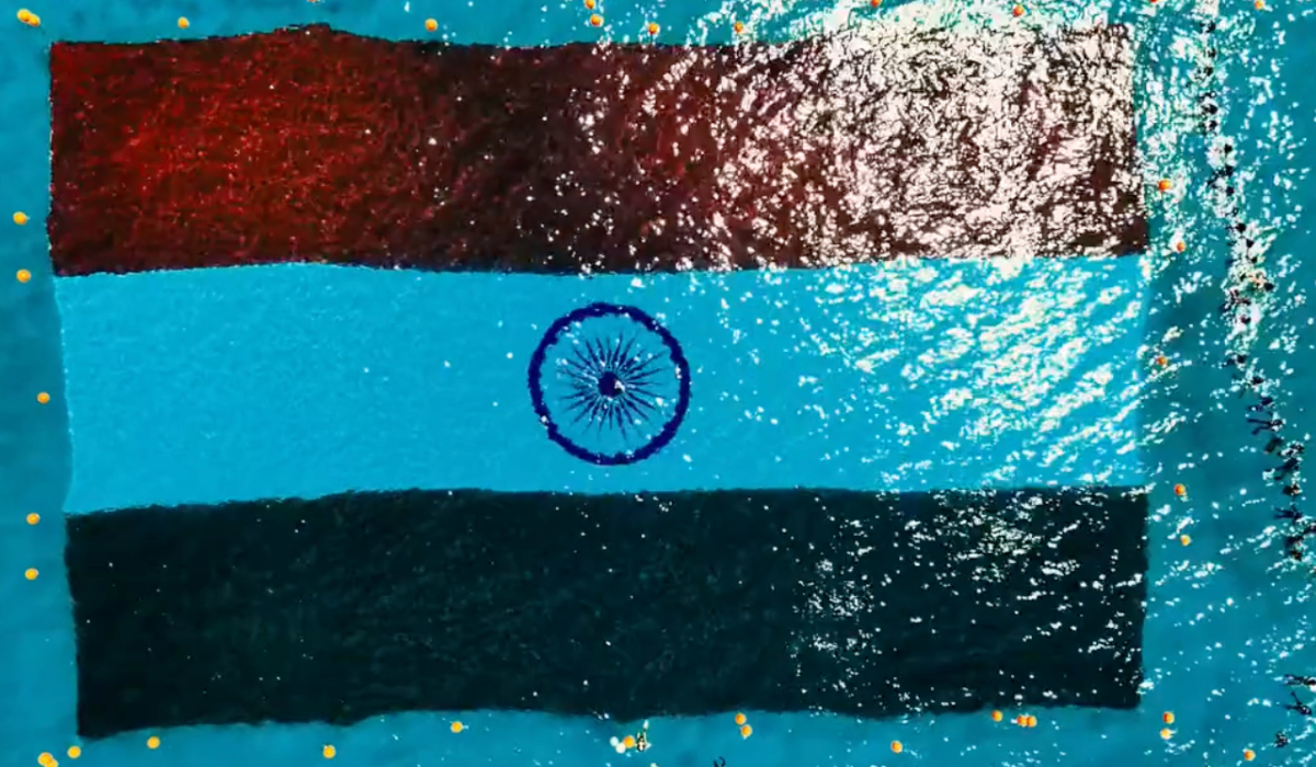 World’s Largest Underwater National Flag
