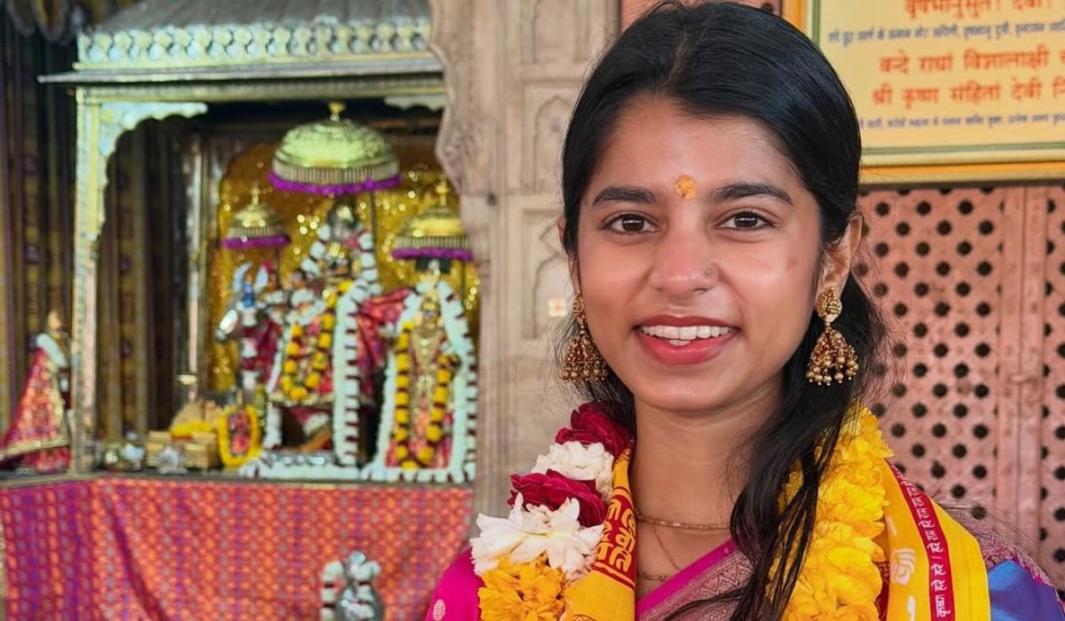 Maithili Thakur Mumbai