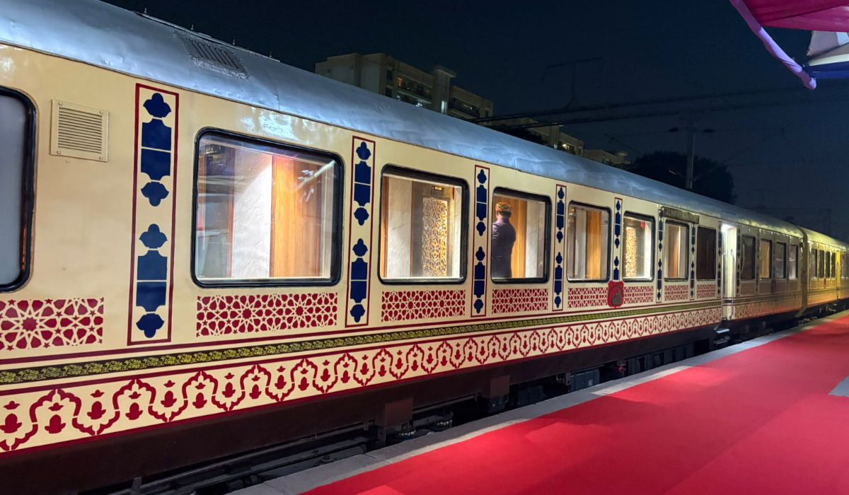 Palace On Wheels