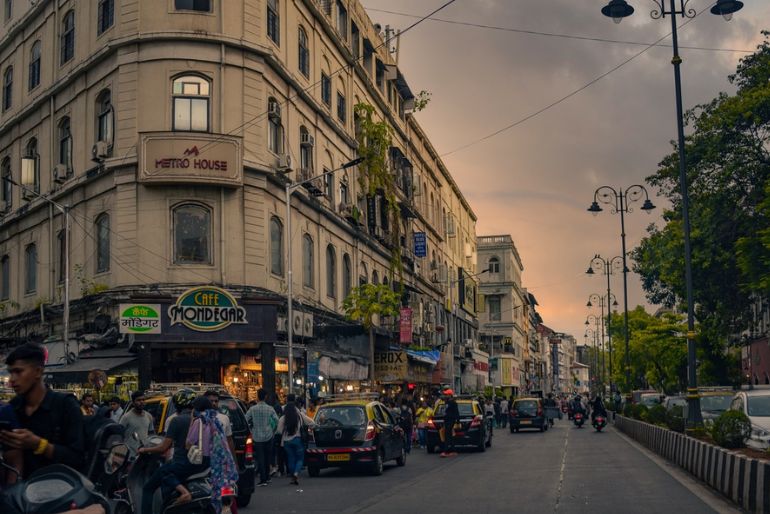 colaba causeway