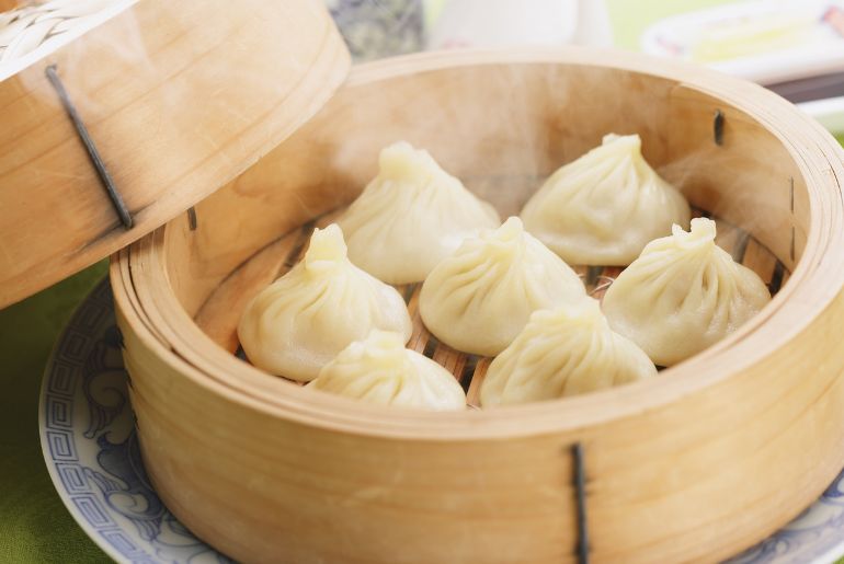dim sum momo dumplings difference