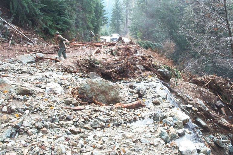 Thane Municipal Corporation Identifies 14 Vulnerable Landslide-Prone Zones 2 thane landslide (1)