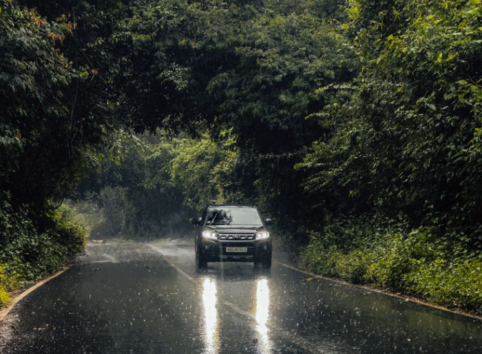 Essential Monsoon Driving Tips Every Road Tripper Should Know 2 Monsoon Driving Tips For Indian Roads