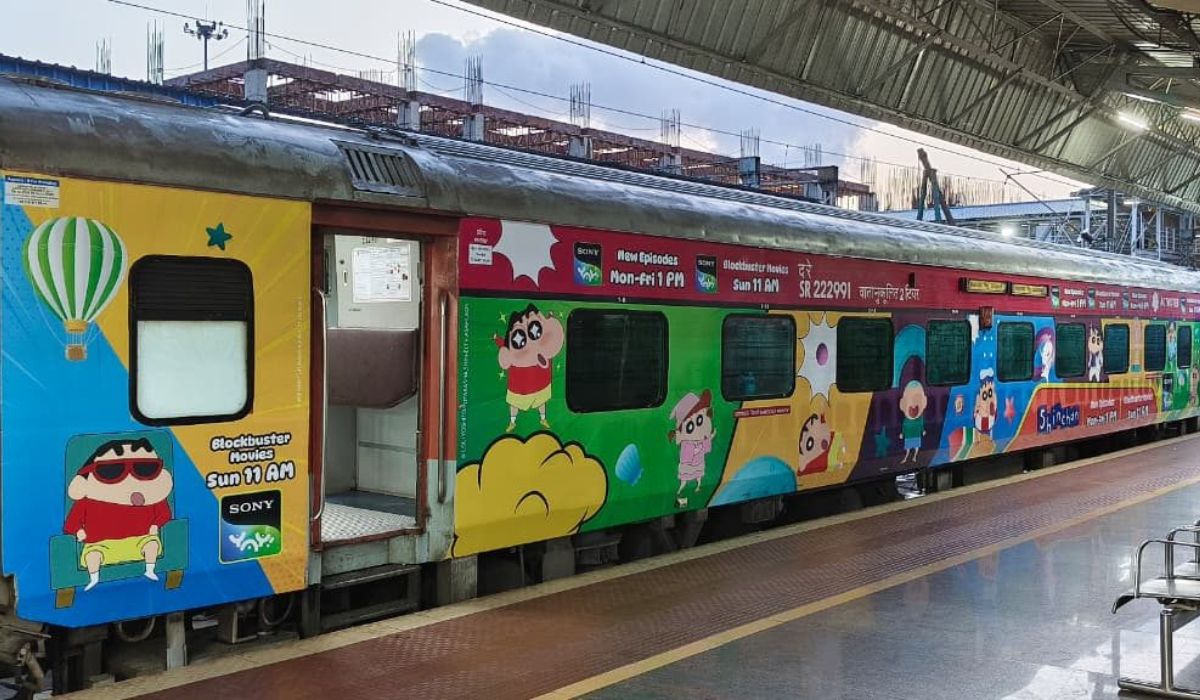 Sabari superfast express shinchan
