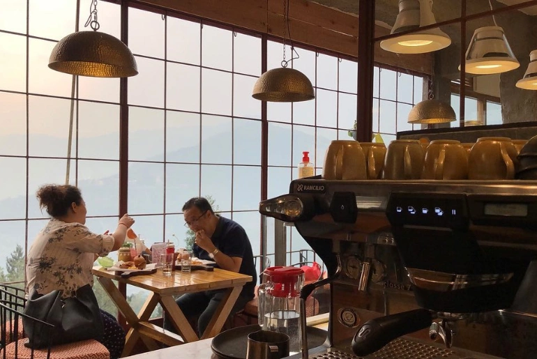 10 Best Cafes & Restaurants In Gangtok You Need To Visit On Your Trip To Sikkim 1 Cafes and restaurants in Gangtok, Sikkim