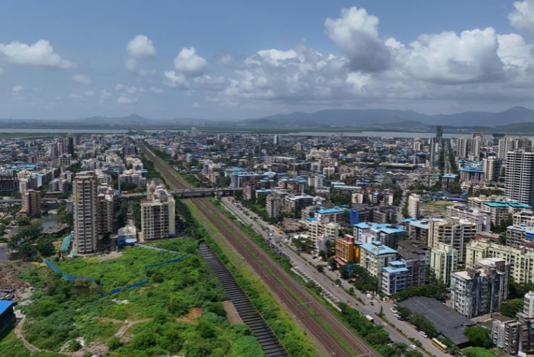 first pre-monsoon rain mumbai