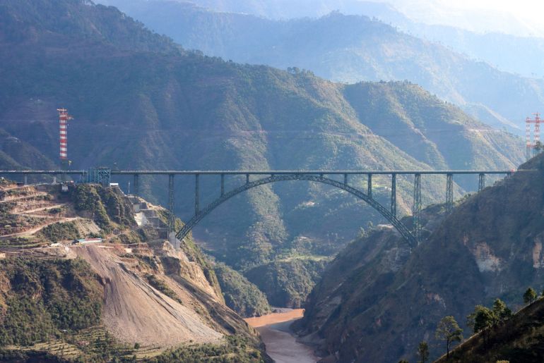 how to reach kashmir