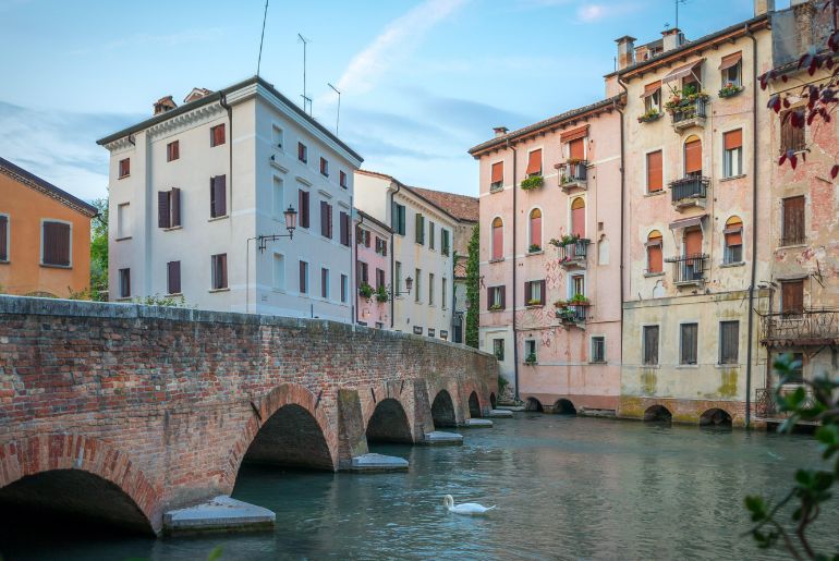 Italy’s New Race In Treviso Swaps Finish Line Medals For Tiramisù 2 italy Tiramisù race treviso