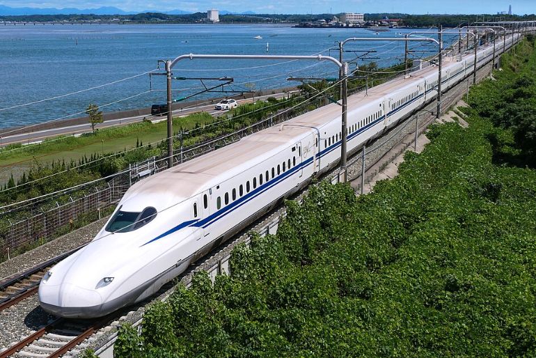 Tropical Storm Jangmi Hits Japan; Rail And Air Travel Disrupted 1 storm jangmi japan (1)
