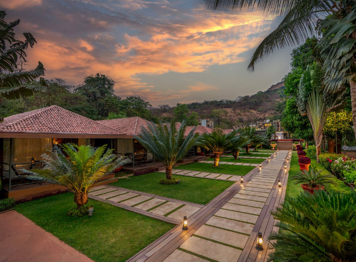 Best Monsoon Glamping Stays Near Mumbai