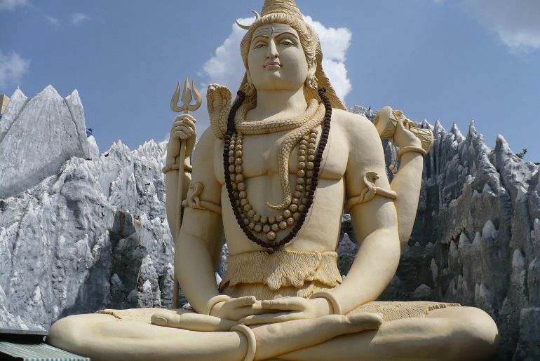 Best Shiva Temples Near Mumbai